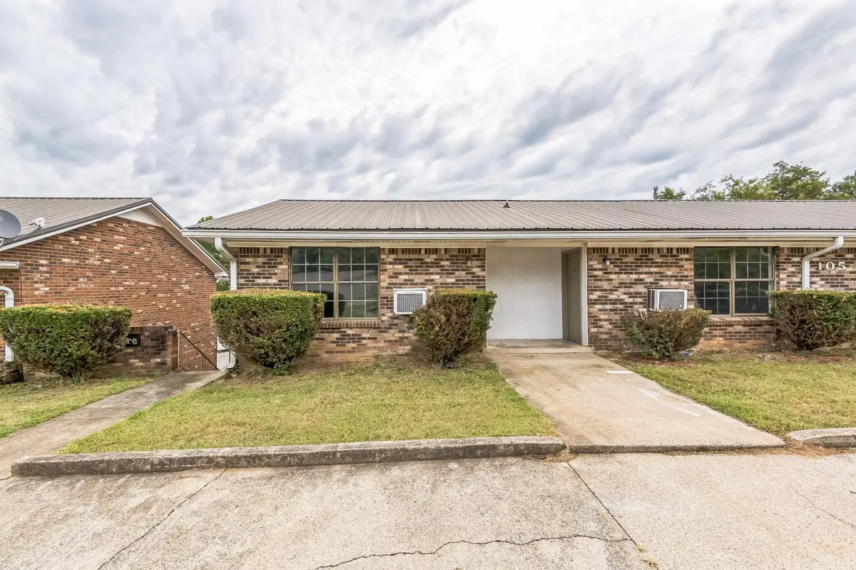 105 Walnut St #11, Clarksville, TN 37042