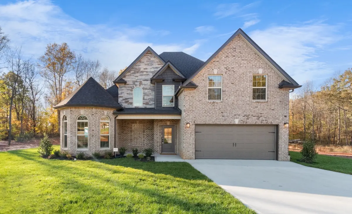 2527 Rafiki Dr, Clarksville, TN 37042