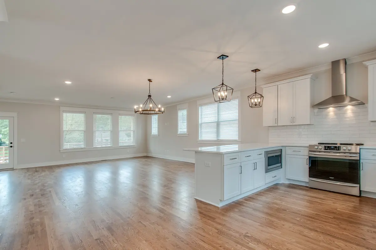 530 Edwin St #2, Nashville, TN 37207
