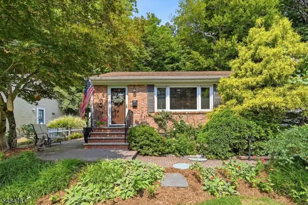 31 Truman Blvd, Oakland Boro, NJ 07436
