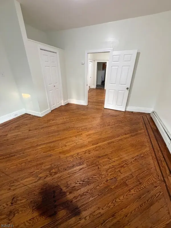 126 N 17Th St #1, East Orange City, NJ 07017