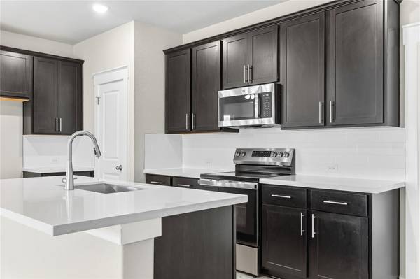 205 Wild Goose DR, Jarrell, TX 76537