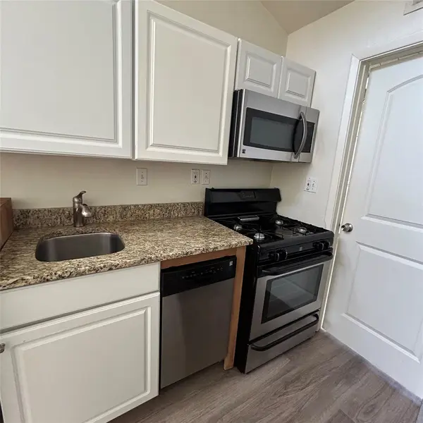 1106 W 22nd ST #8, Austin, TX 78705