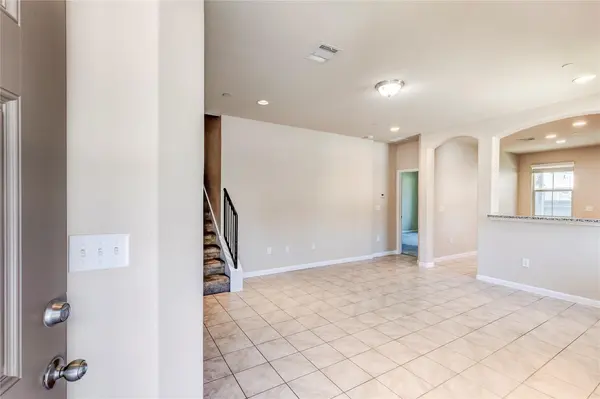 2880 Donnell DR #1704, Round Rock, TX 78664