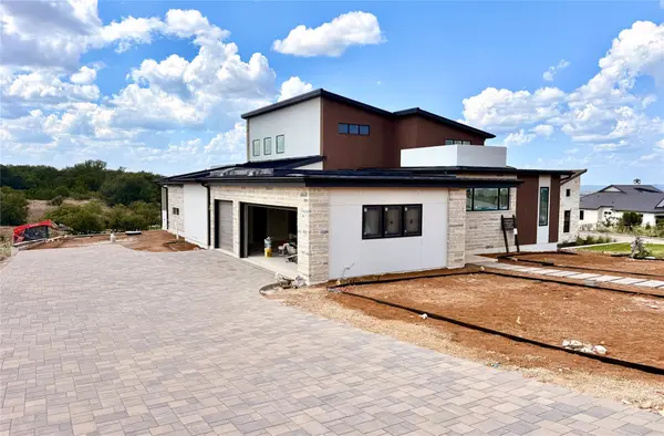 100 Nattie Woods, Horseshoe Bay, TX 78657