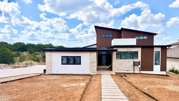 100 Nattie Woods, Horseshoe Bay, TX 78657