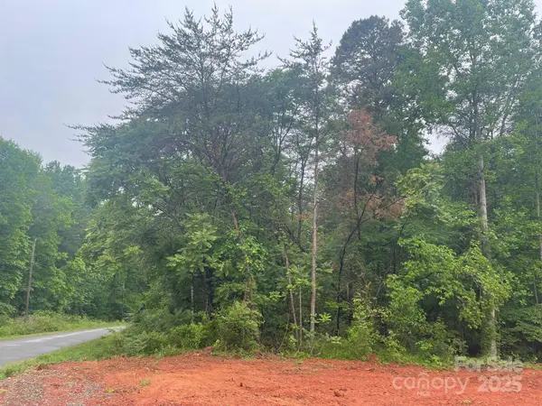 2488 Compass ST, Conover, NC 28613