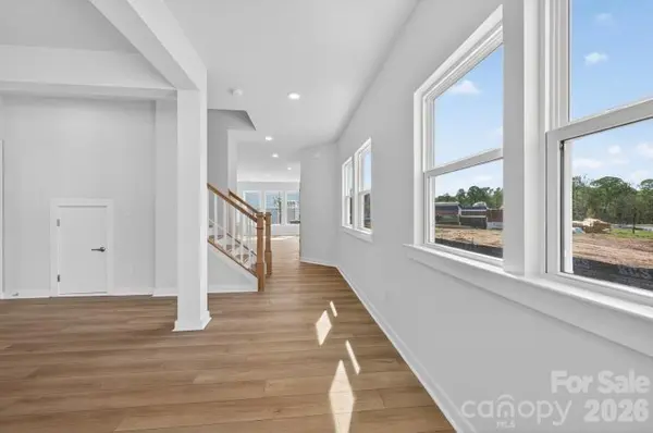 10110 Mamillion DR, Huntersville, NC 28078