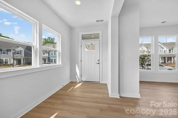 10110 Mamillion DR, Huntersville, NC 28078