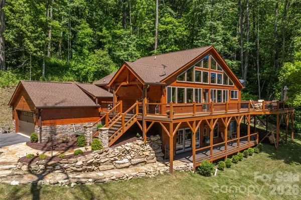 85 Iga TRL, Maggie Valley, NC 28751