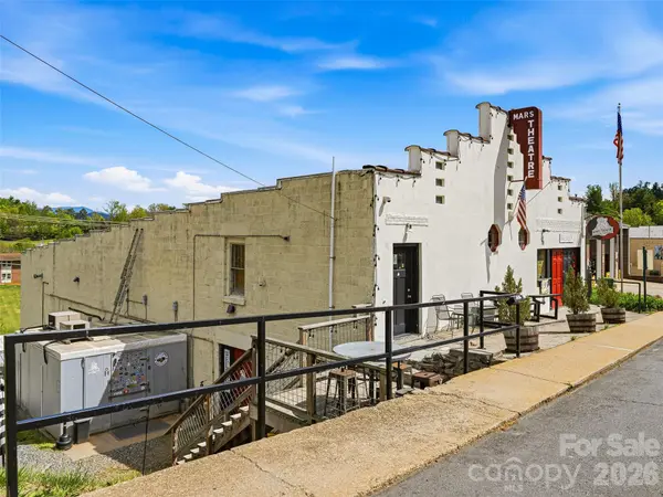 70 N Main ST, Mars Hill, NC 28754