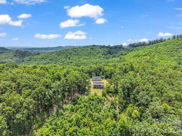 1300 Towery TRCE, Ellenboro, NC 28040