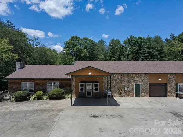 2269 Lee Roy LN, Lenoir, NC 28645