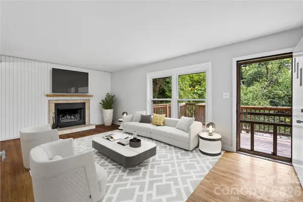 107 Wilshire DR, Asheville, NC 28806