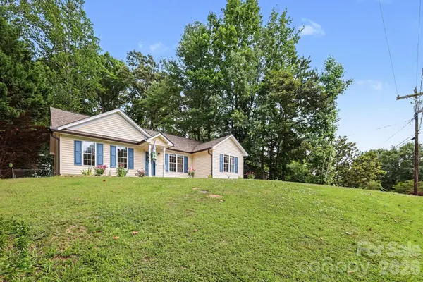 116 Julia ST, Mount Holly, NC 28120