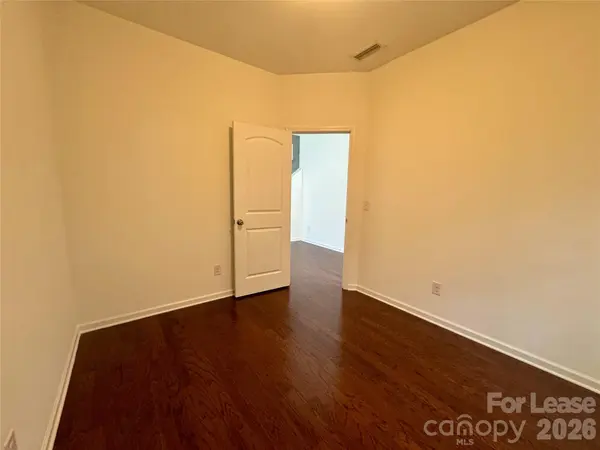 1507 Kellys Landing DR, Mount Holly, NC 28120