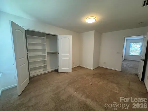1507 Kellys Landing DR, Mount Holly, NC 28120