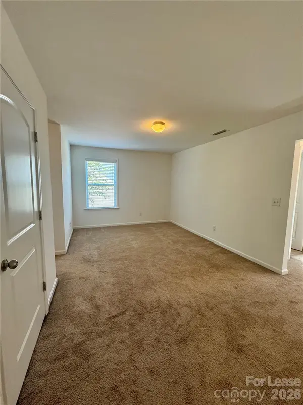 1507 Kellys Landing DR, Mount Holly, NC 28120