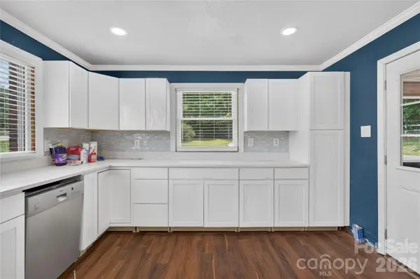 107 Carderwoody RD, Statesville, NC 28625