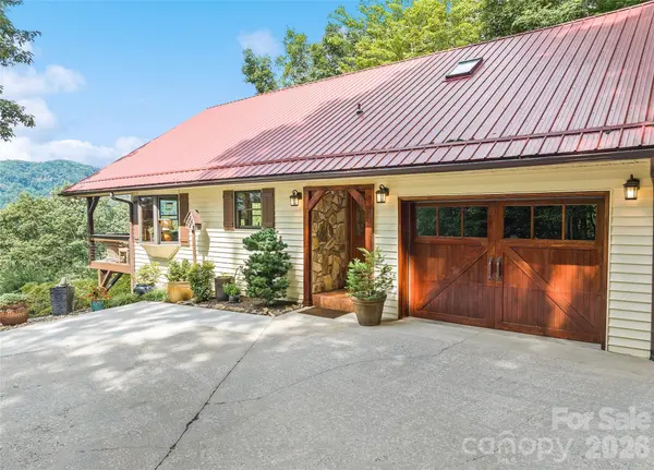 509 Deer Creek TRL, Maggie Valley, NC 28751