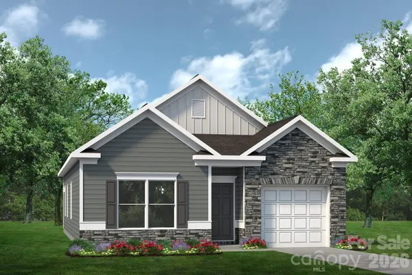 600 Rowe Crossing DR, Newton, NC 28658