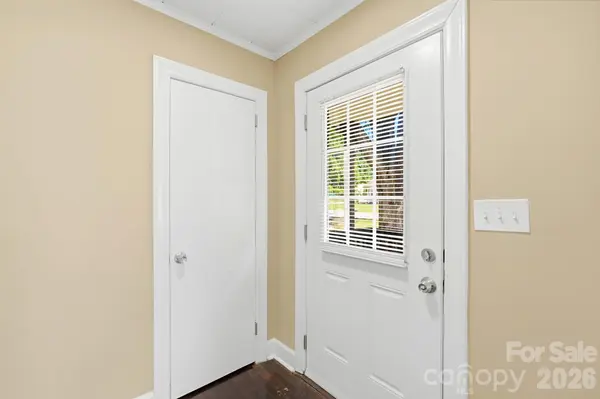 317 E 4th AVE, Gastonia, NC 28054