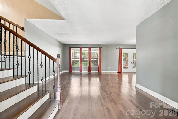 4662 Granada Hills DR, Granite Falls, NC 28630
