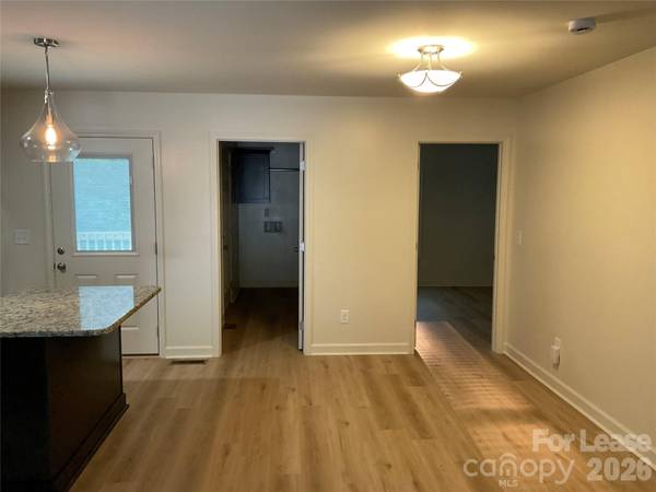 1287 Janice RD, Lincolnton, NC 28092