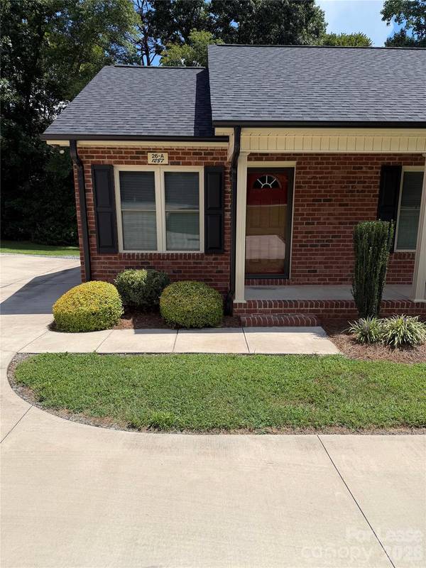1287 Janice RD, Lincolnton, NC 28092