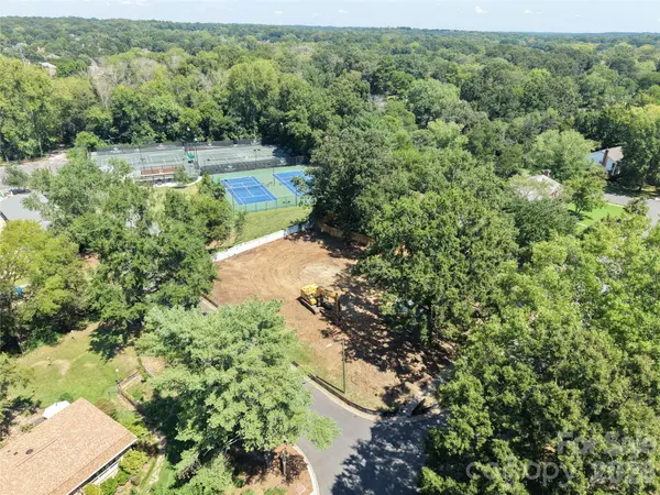 6501 Windyrush RD, Charlotte, NC 28226