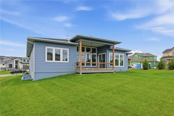 22005 W 99th TER, Lenexa, KS 66220