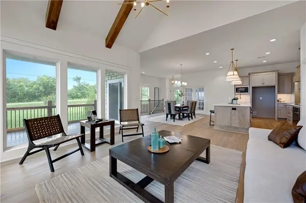 13431 W 174th TER, Overland Park, KS 66221