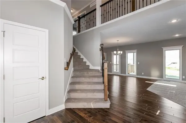 8894 N Monroe AVE, Kansas City, MO 64156
