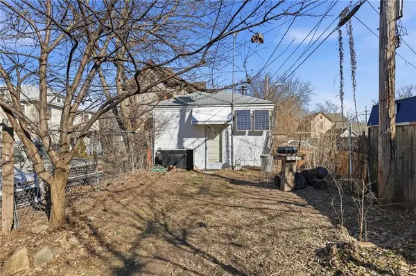 419 Maple BLVD, Kansas City, MO 64124