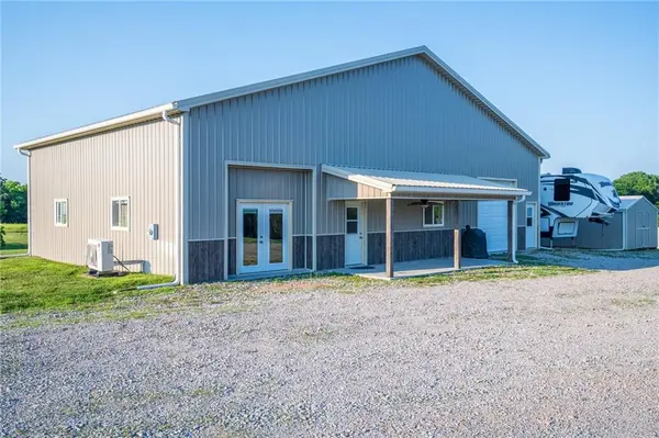 2952 NE Hedge RD, Maysville, MO 64469