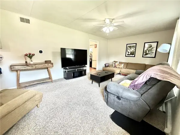 733 W Thompson ST, Maryville, MO 64468