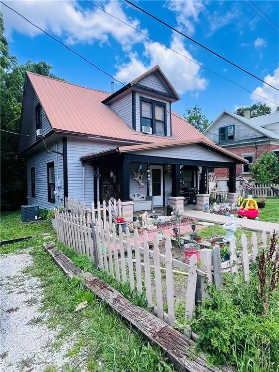 2403 Main ST, Bethany, MO 64424