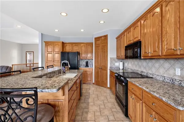 2511 Fairway DR, Joplin, MO 64804