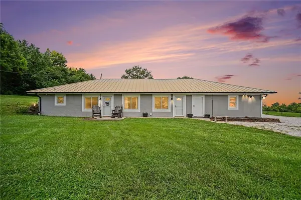400 NW 1601st Road RD, Kingsville, MO 64061