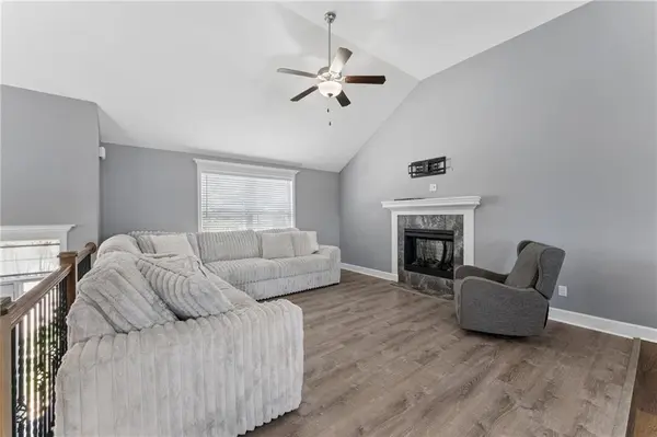 311 Fairview CIR, Platte City, MO 64079