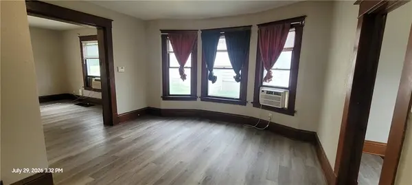 2808 Sacramento ST, St Joseph, MO 64507