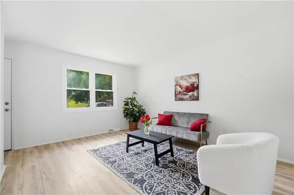 5520 NE 59th TER, Kansas City, MO 64119
