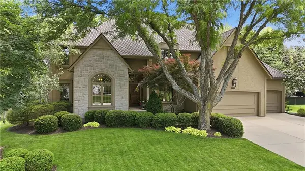 14227 Eby ST, Overland Park, KS 66221