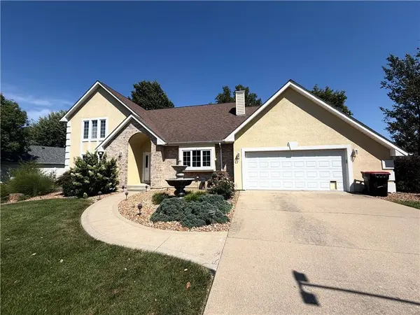 4135 Apple Ridge DR, Sedalia, MO 65301