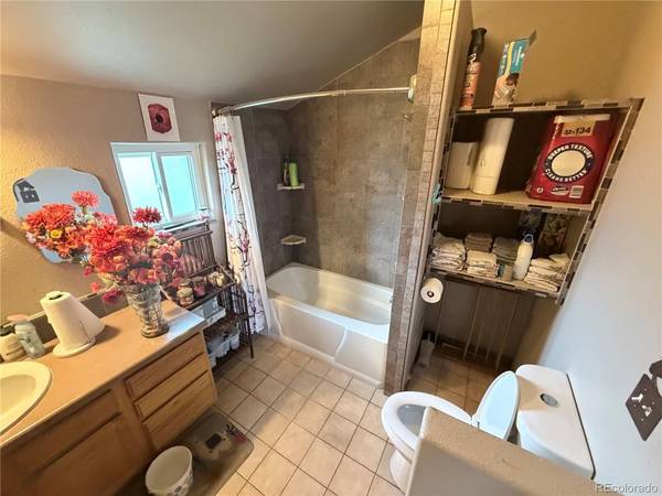 1663 Monroe, Strasburg, CO 80136