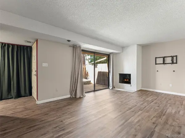 7995 E Mississippi #D7, Denver, CO 80247