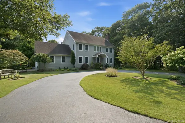 147B Old Country RD, Remsenburg, NY 11960
