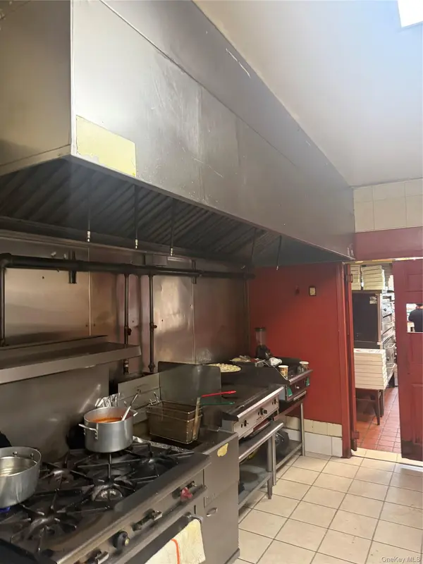 13512 Jamaica AVE, Richmond Hill, NY 11418