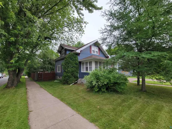 1301 Carlton Ave, Cloquet, MN 55720