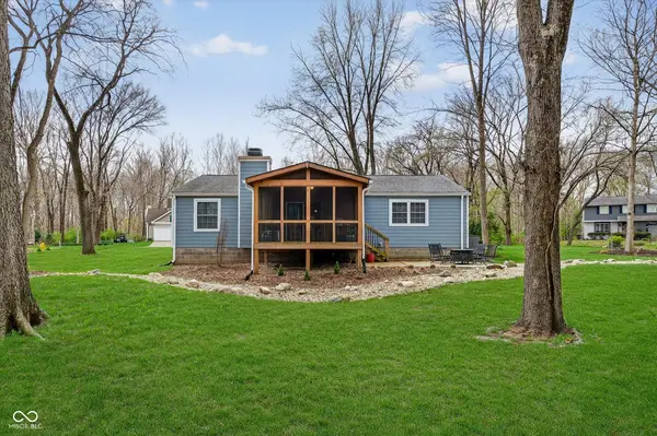 11573 Creek Side LN, Carmel, IN 46033